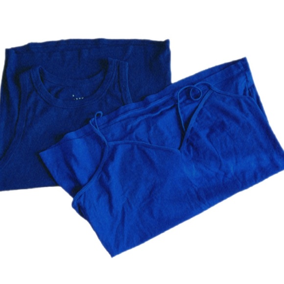 BUY 2 GET 1 FREE on any items priced $15 or less Lot of two navy blue tanks - Picture 1 of 7